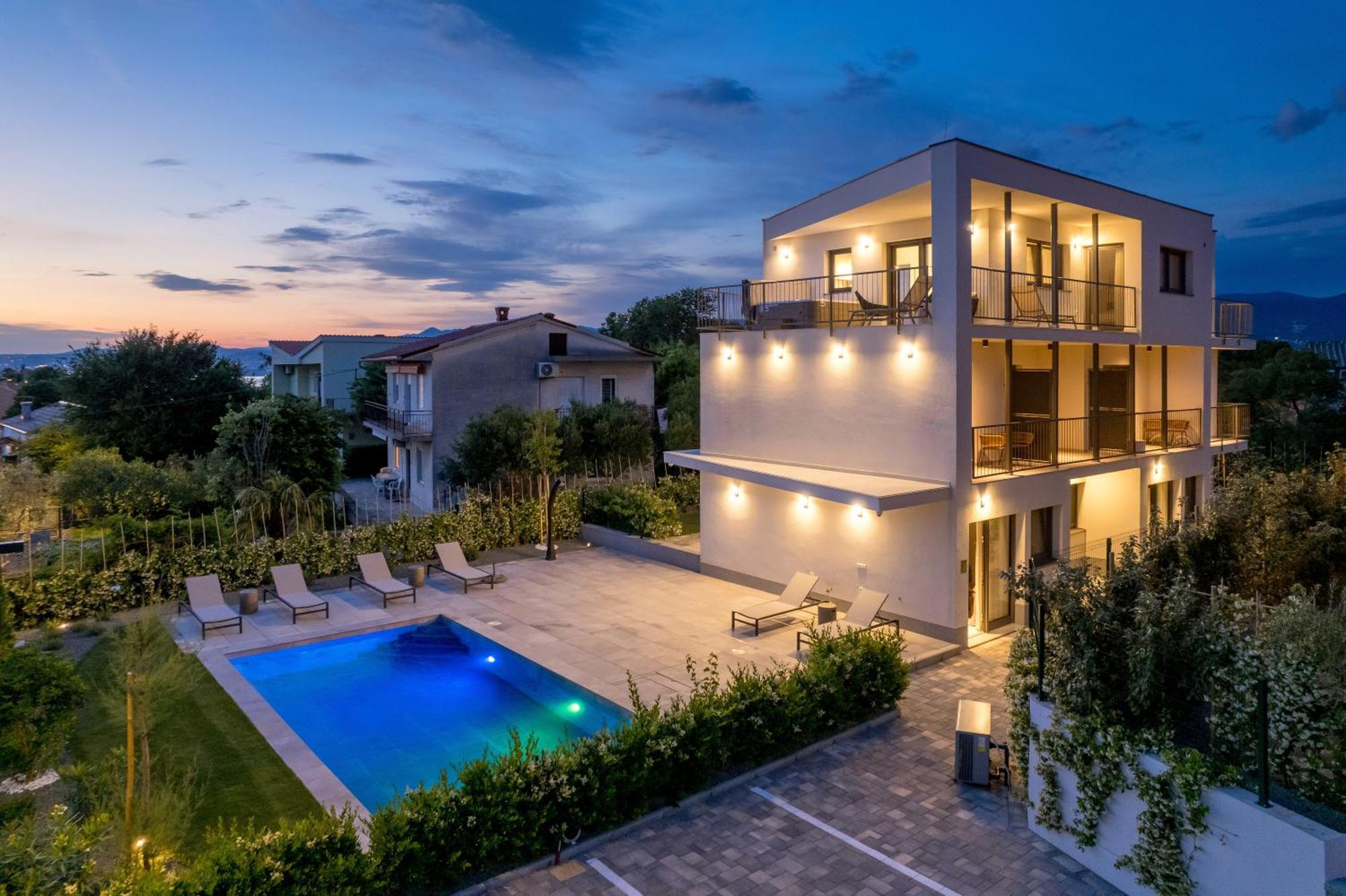 Apartmani Vila Mara M 1 Heated Pool Omišalj Exterior foto
